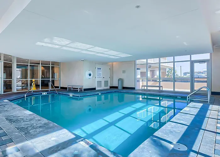 Gorgeous Gulf View With Indoor Outdoor Pools Hot Tubs Gym & Balconies Gulf Shores