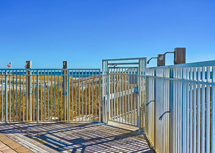 Gorgeous Gulf View With Indoor Outdoor Pools Hot Tubs Gym & Balconies Holiday home Gulf Shores